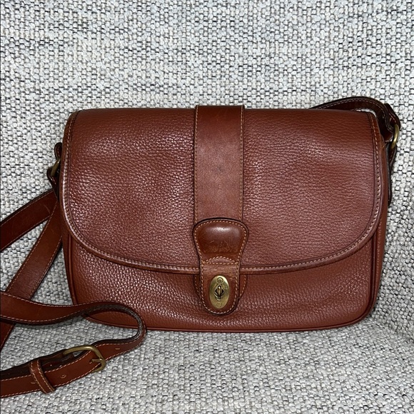 Handbags - Vintage Coach Sheridan Glenwood Bag Classic Brown Leather Crossbody Bag